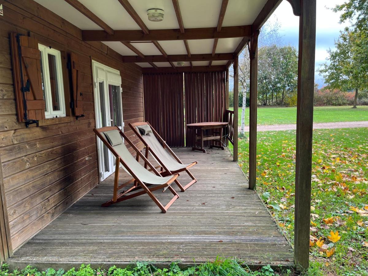 Les Maisonnettes Du - Base De Loisirs Campsite *